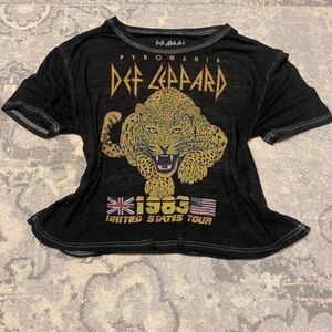 Def Leppard Black Graphic Women's Tee